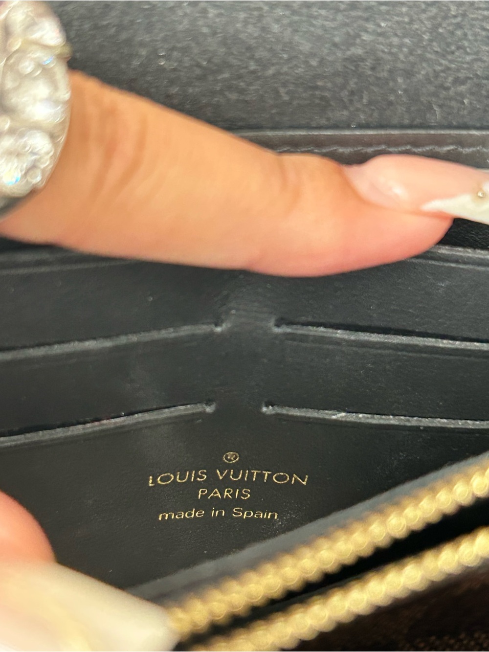 Louis Vuitton Damier Ebene Chain Wallet in Brown and Black - Picture 4 of 10